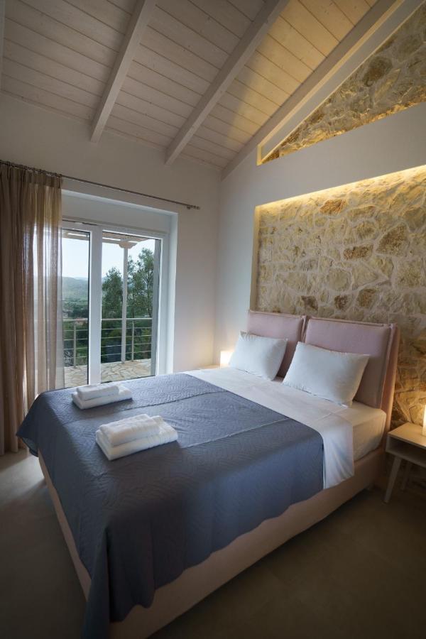 Astrali Stone Villas ปารามิเธีย ภายนอก รูปภาพ
