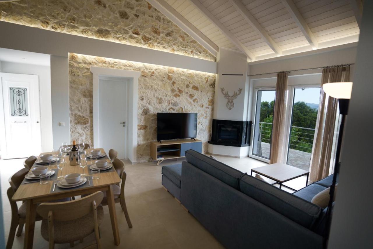 Astrali Stone Villas ปารามิเธีย ภายนอก รูปภาพ