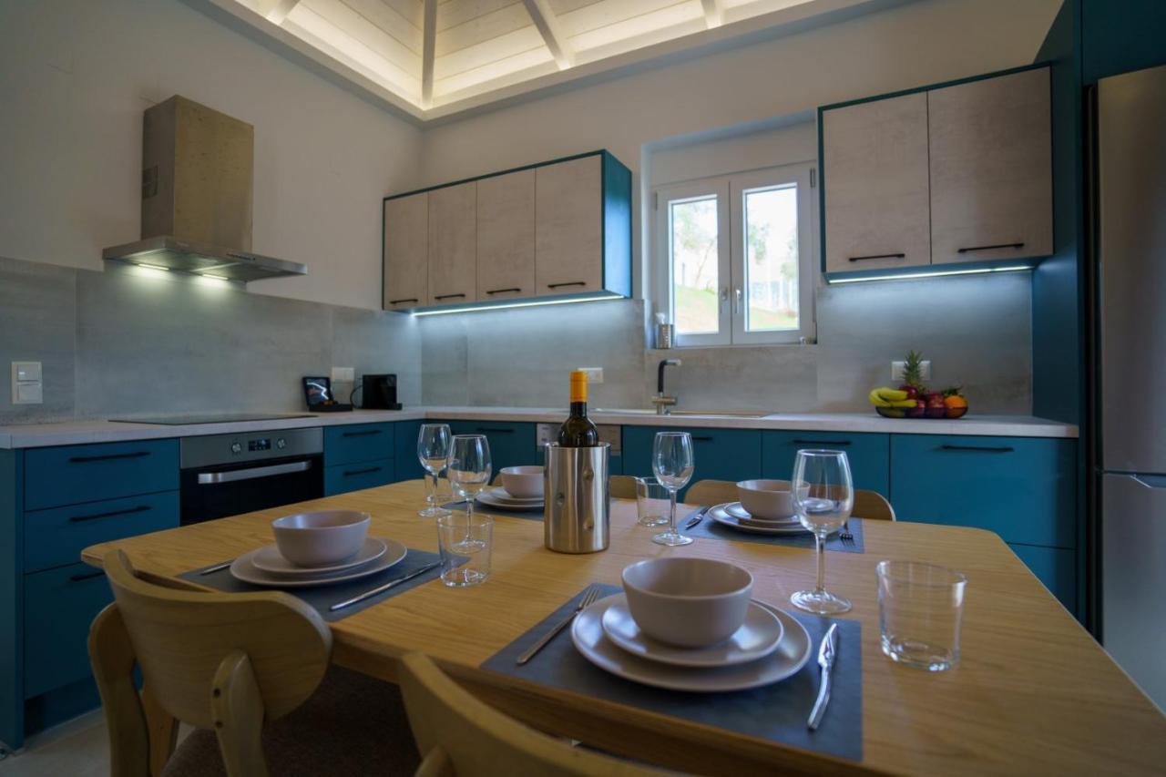 Astrali Stone Villas ปารามิเธีย ภายนอก รูปภาพ