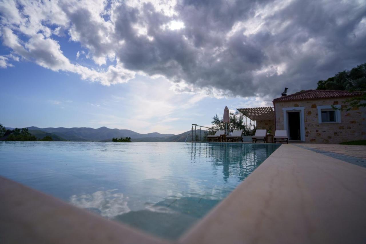 Astrali Stone Villas ปารามิเธีย ภายนอก รูปภาพ