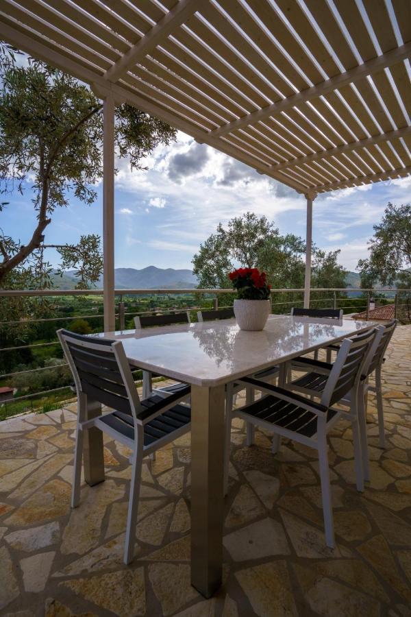 Astrali Stone Villas ปารามิเธีย ภายนอก รูปภาพ