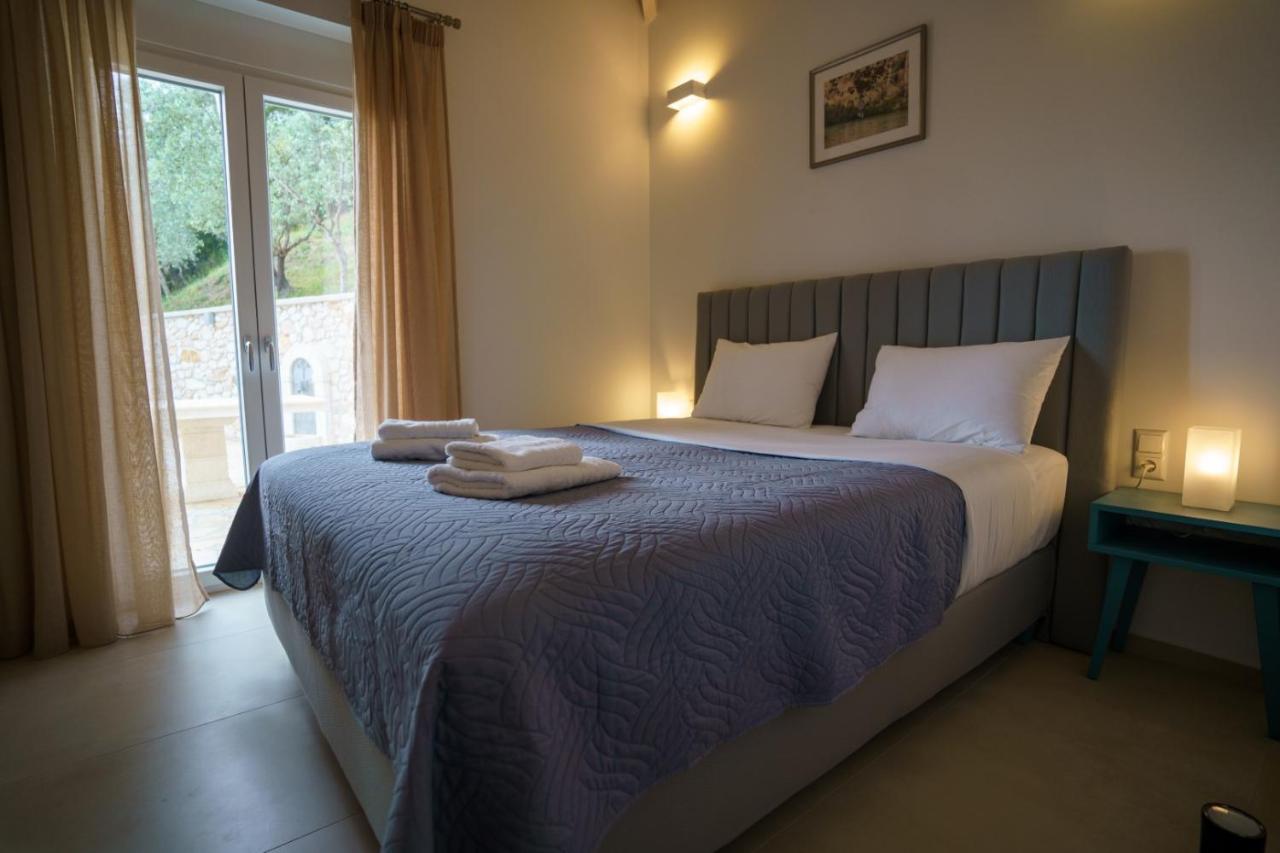 Astrali Stone Villas ปารามิเธีย ภายนอก รูปภาพ