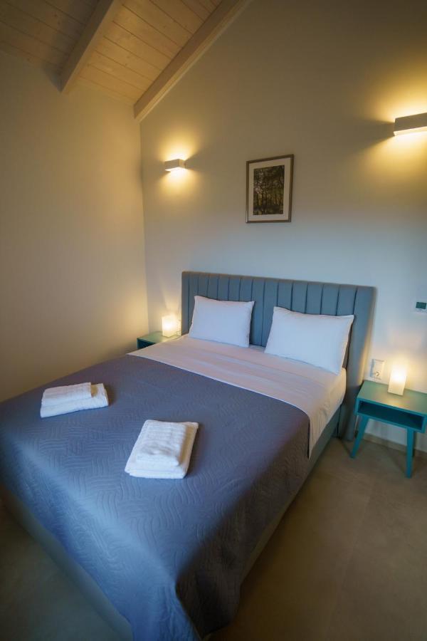 Astrali Stone Villas ปารามิเธีย ภายนอก รูปภาพ