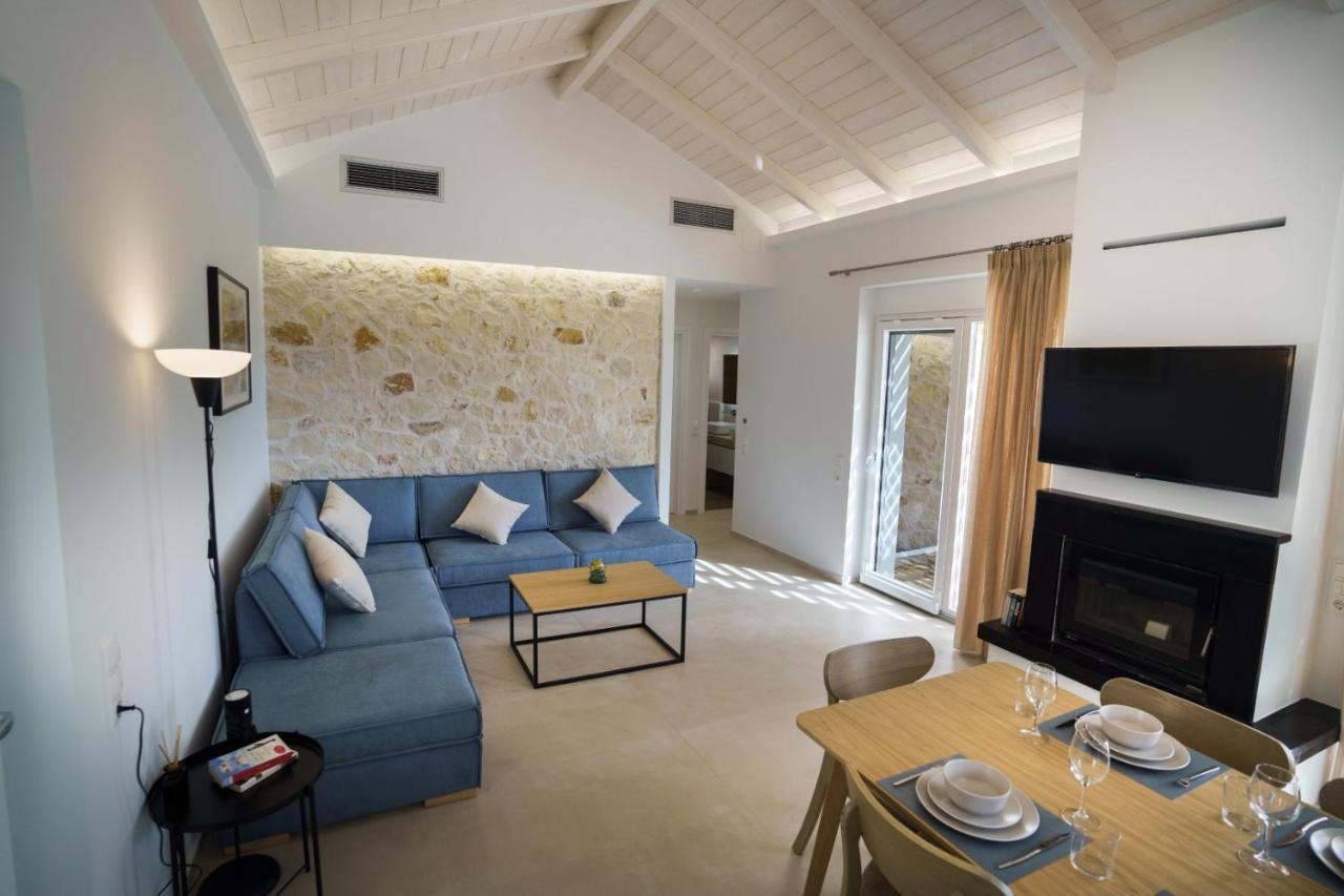 Astrali Stone Villas ปารามิเธีย ภายนอก รูปภาพ